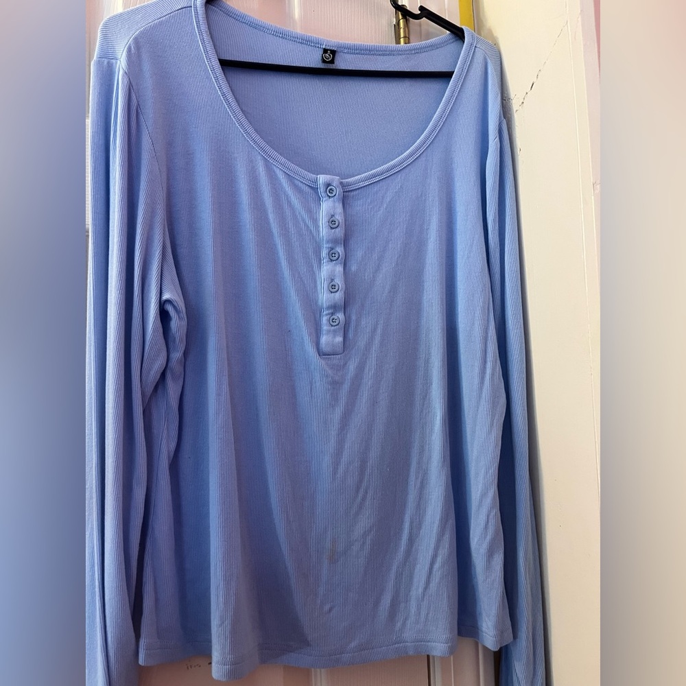 Women's Blue Long Sleeve Top